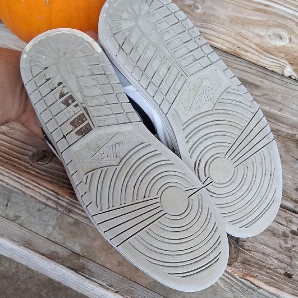 Jordan 1 Mid Smoke Grey  Men's Black, Gray, and White Sneakers - Picture 15 of 15